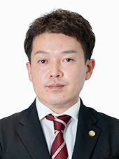 弁護士　佐々倉　慧